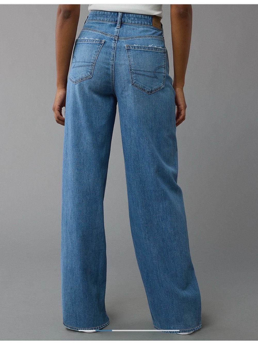 American Eagle Outfitters Women’s Dreamy Drape High Waisted jeans size 4 - Picture 2 of 6